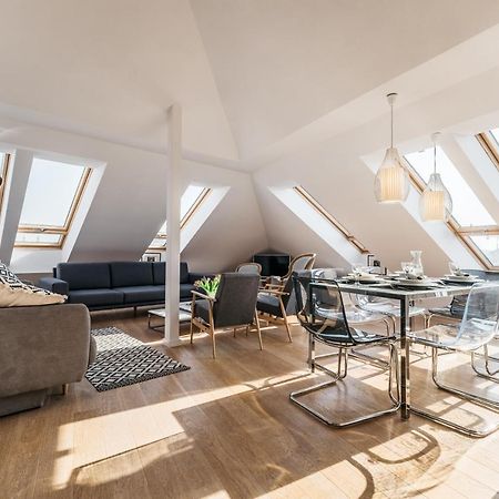 Апартаменты Penthouse Skyline - Loftaffair Краков Экстерьер фото