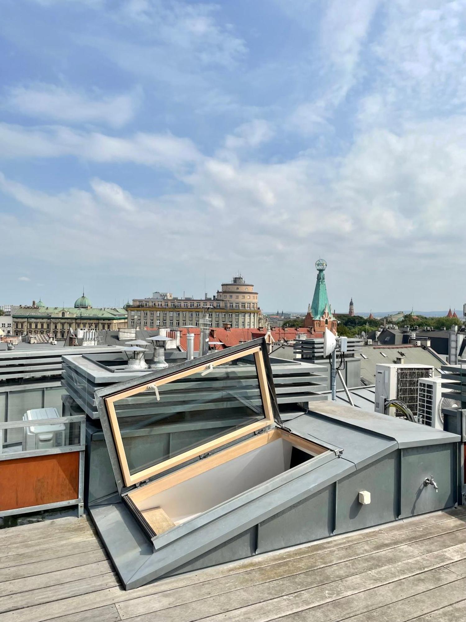 Апартаменты Penthouse Skyline - Loftaffair Краков Экстерьер фото